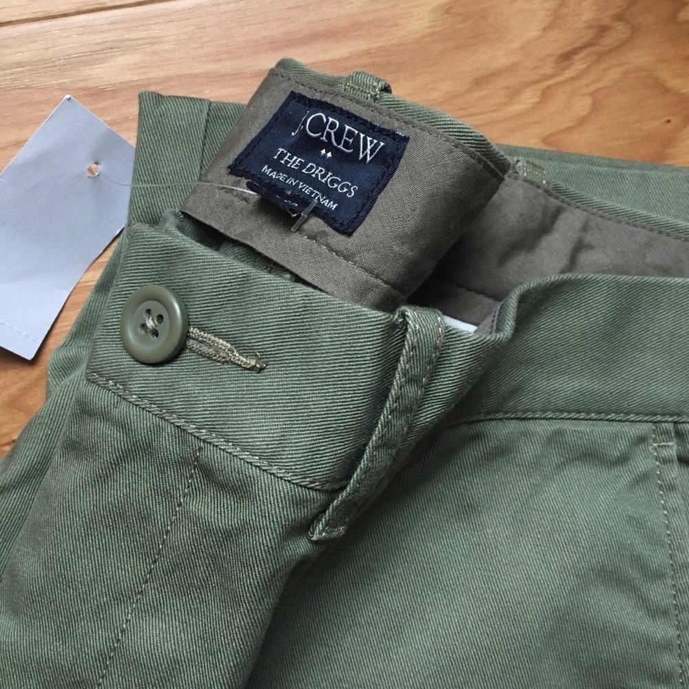 NWT J Crew Driggs Khakis, chino- 32 x 32, 484